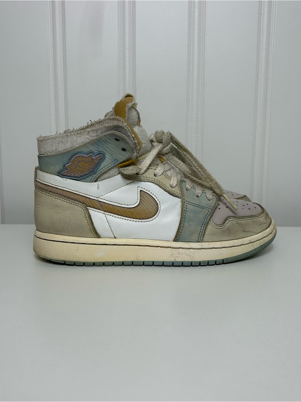 Jordan 1 mid craft blue beige grey cream women’s 6.5